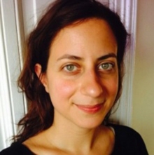 Anna-Maria-Aslanoglou_One-on-One-Meeting_Photo--nggid03985-ngg0dyn-220x0x100-00f0w010c010r110f110r010t010